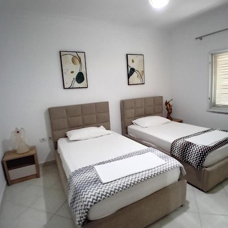 Luxury Appartament Lungomare Vlorë Eksteriør bilde