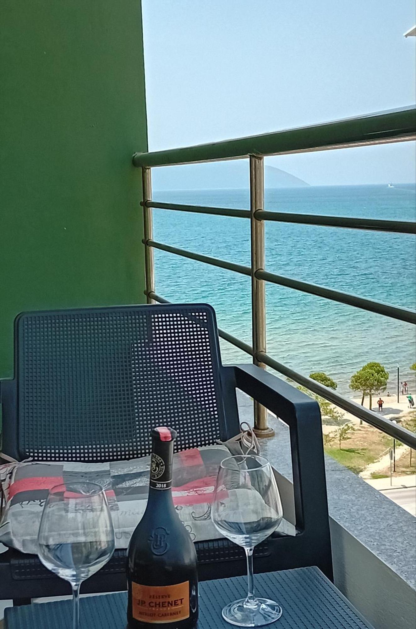 Luxury Appartament Lungomare Vlorë Eksteriør bilde